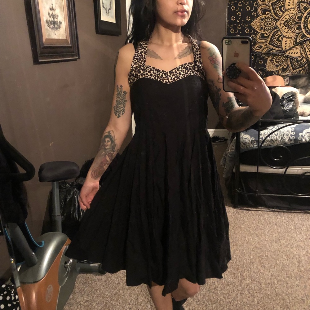 Pin up style halter dress